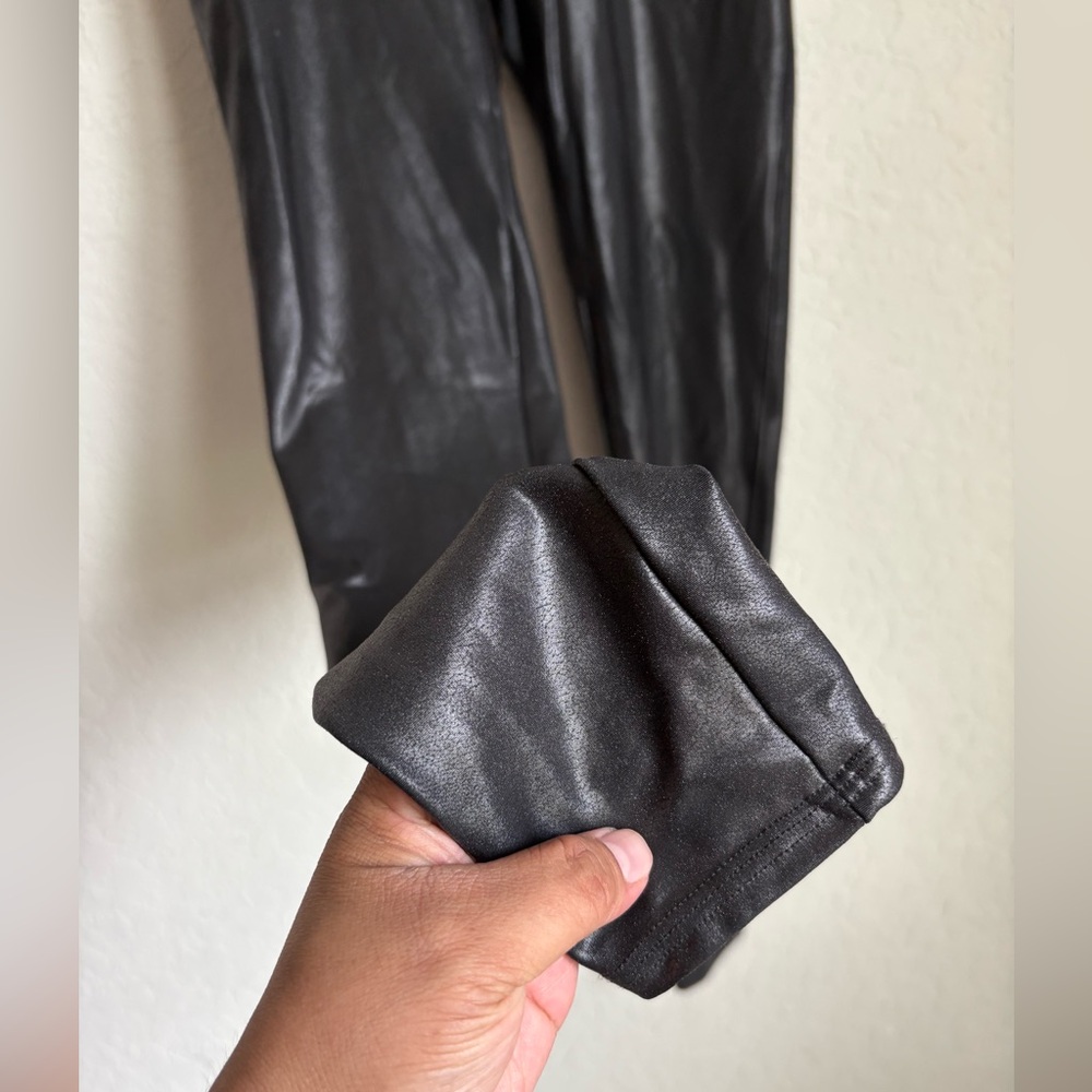 Spanx Womens High Waisted Faux Leggings Size Medium Goth Punk Moto Biker - Picture 2 of 10